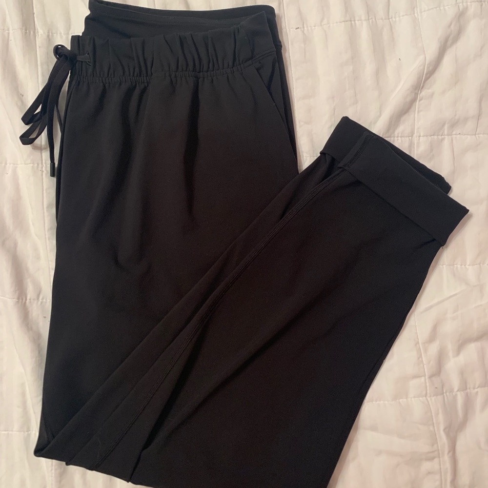 Lululemon On the Fly Pant